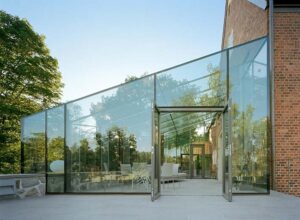شیشه سکوریت ساختمانی